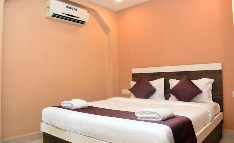 Woodhouse Beach Resort Baga Extérieur photo
